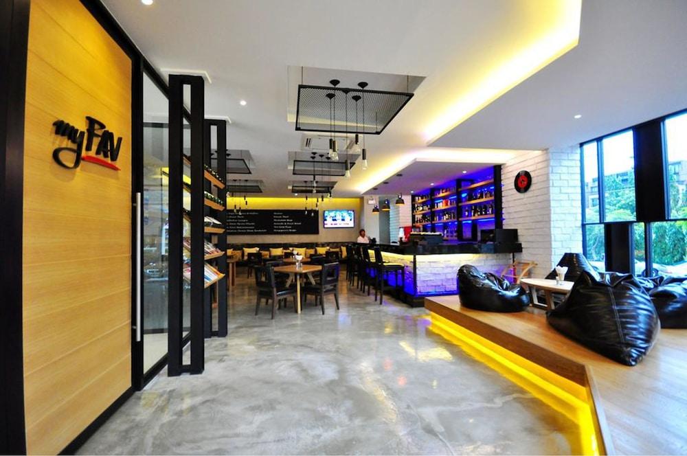 Parinda Hotel Bangkok Bagian luar foto