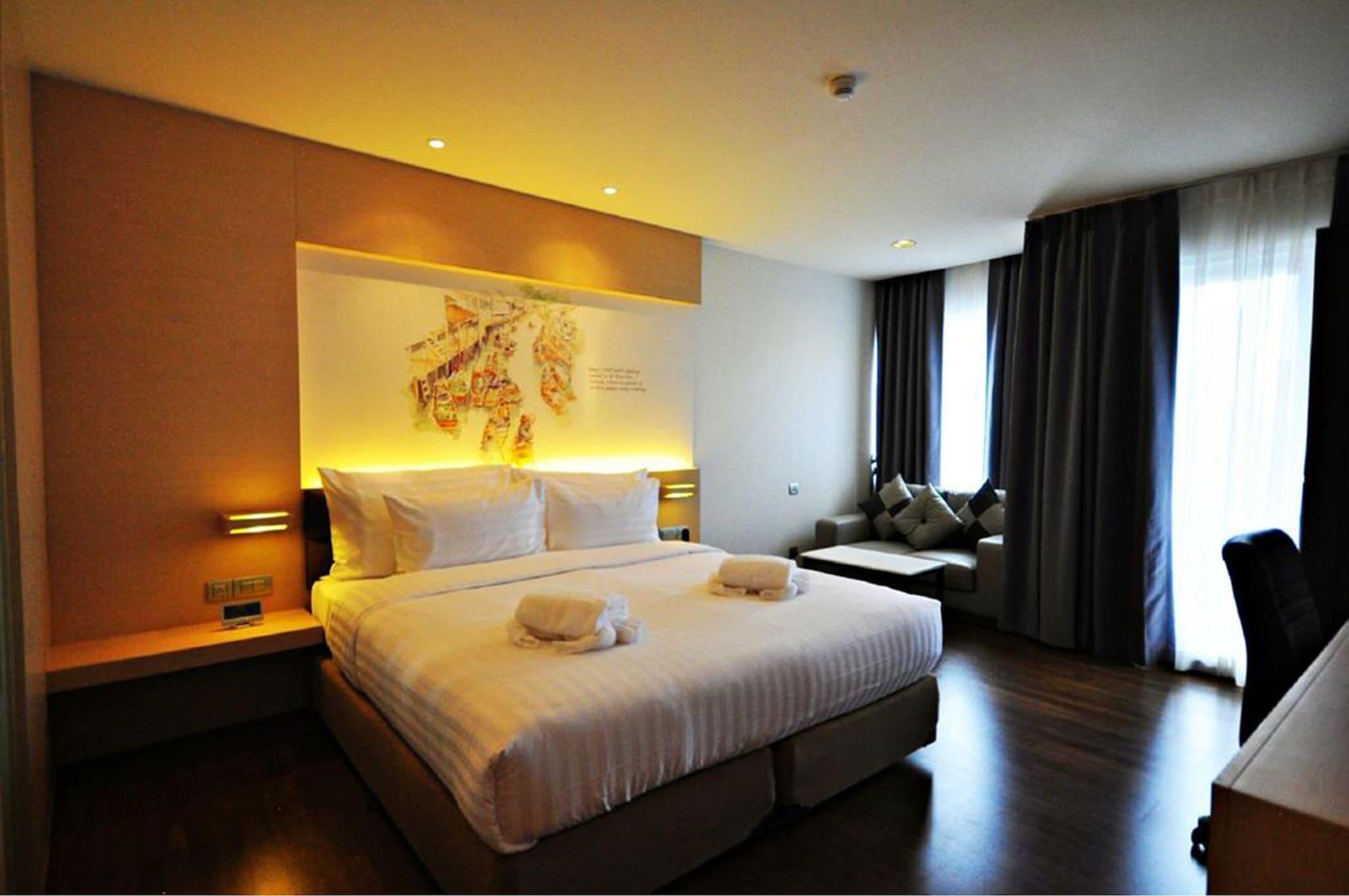 Parinda Hotel Bangkok Bagian luar foto