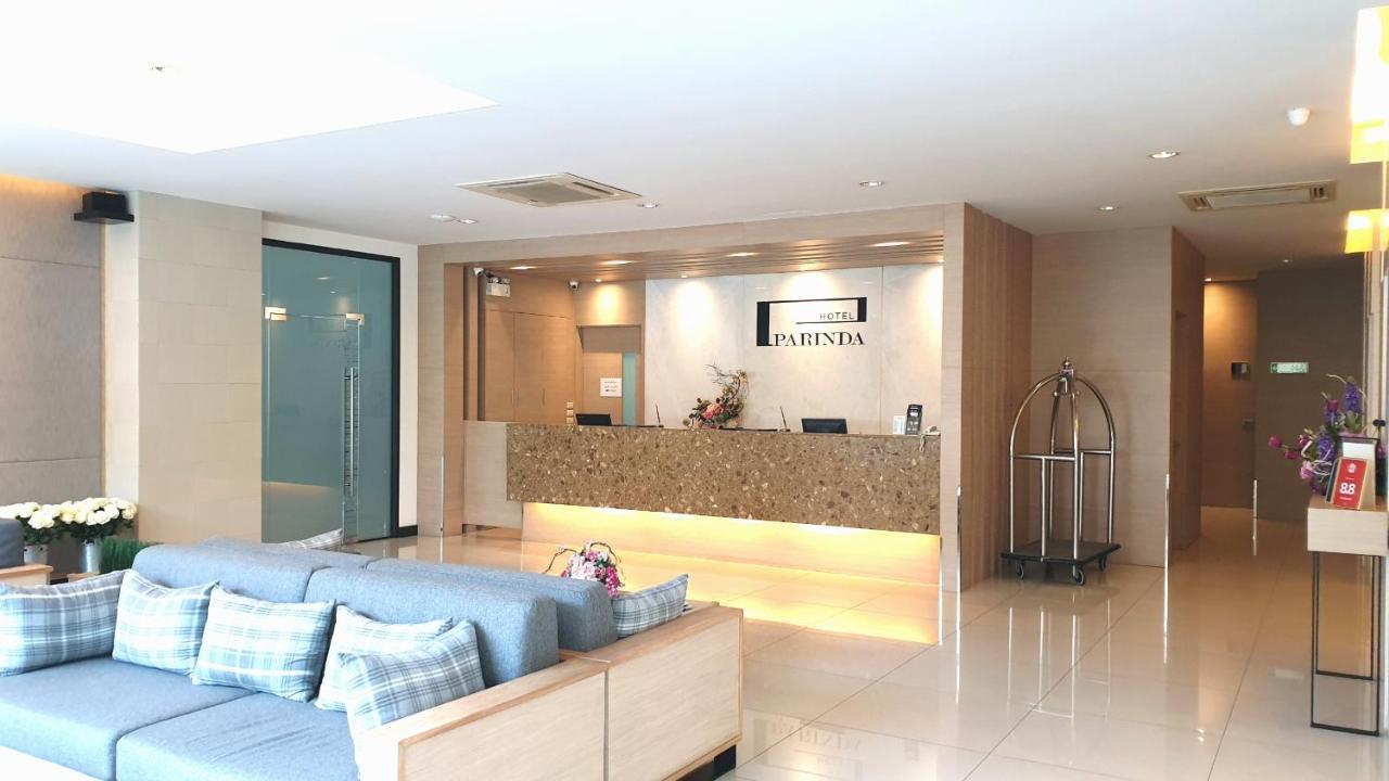 Parinda Hotel Bangkok Bagian luar foto