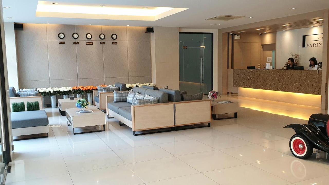 Parinda Hotel Bangkok Bagian luar foto