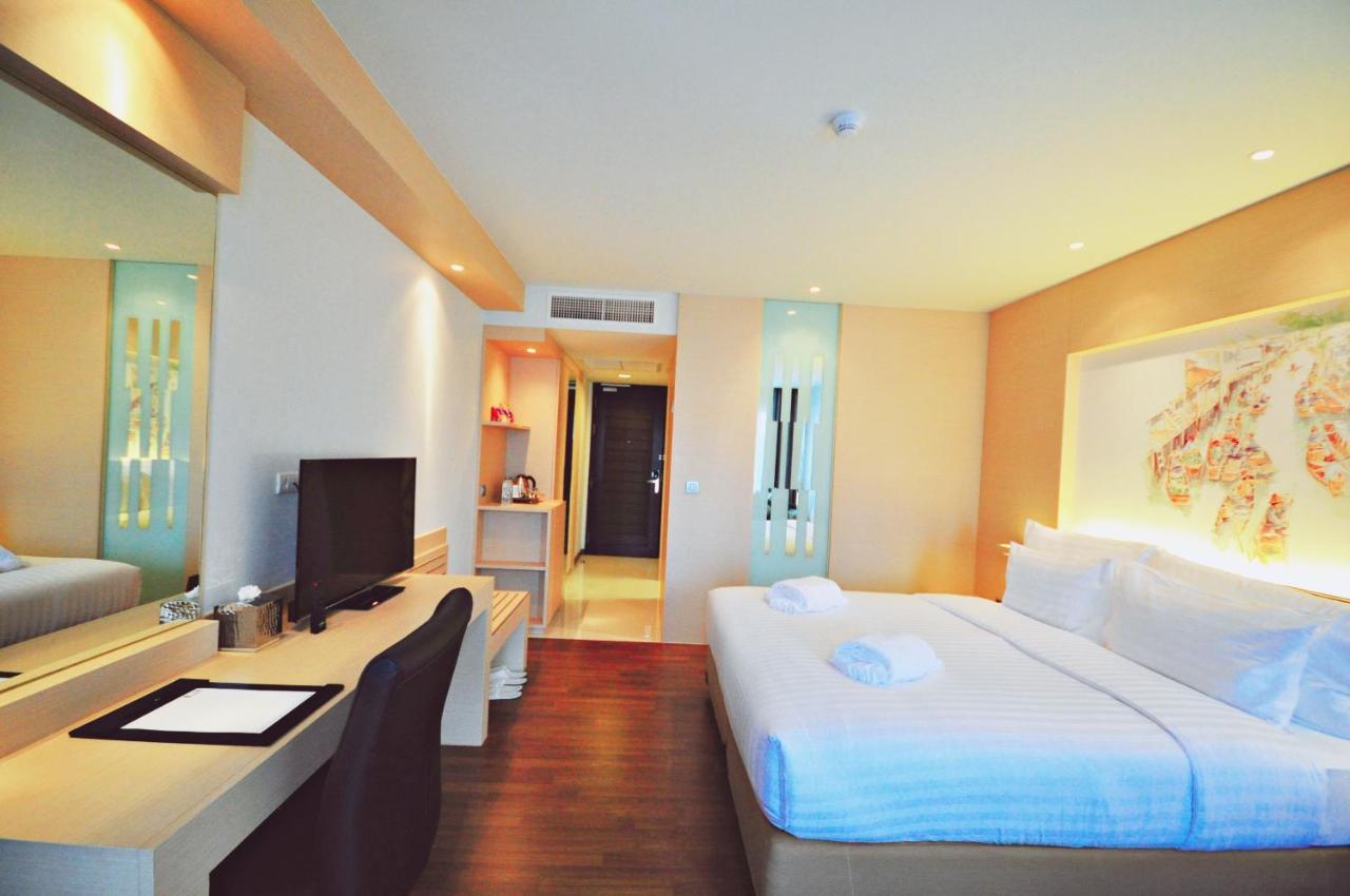 Parinda Hotel Bangkok Bagian luar foto